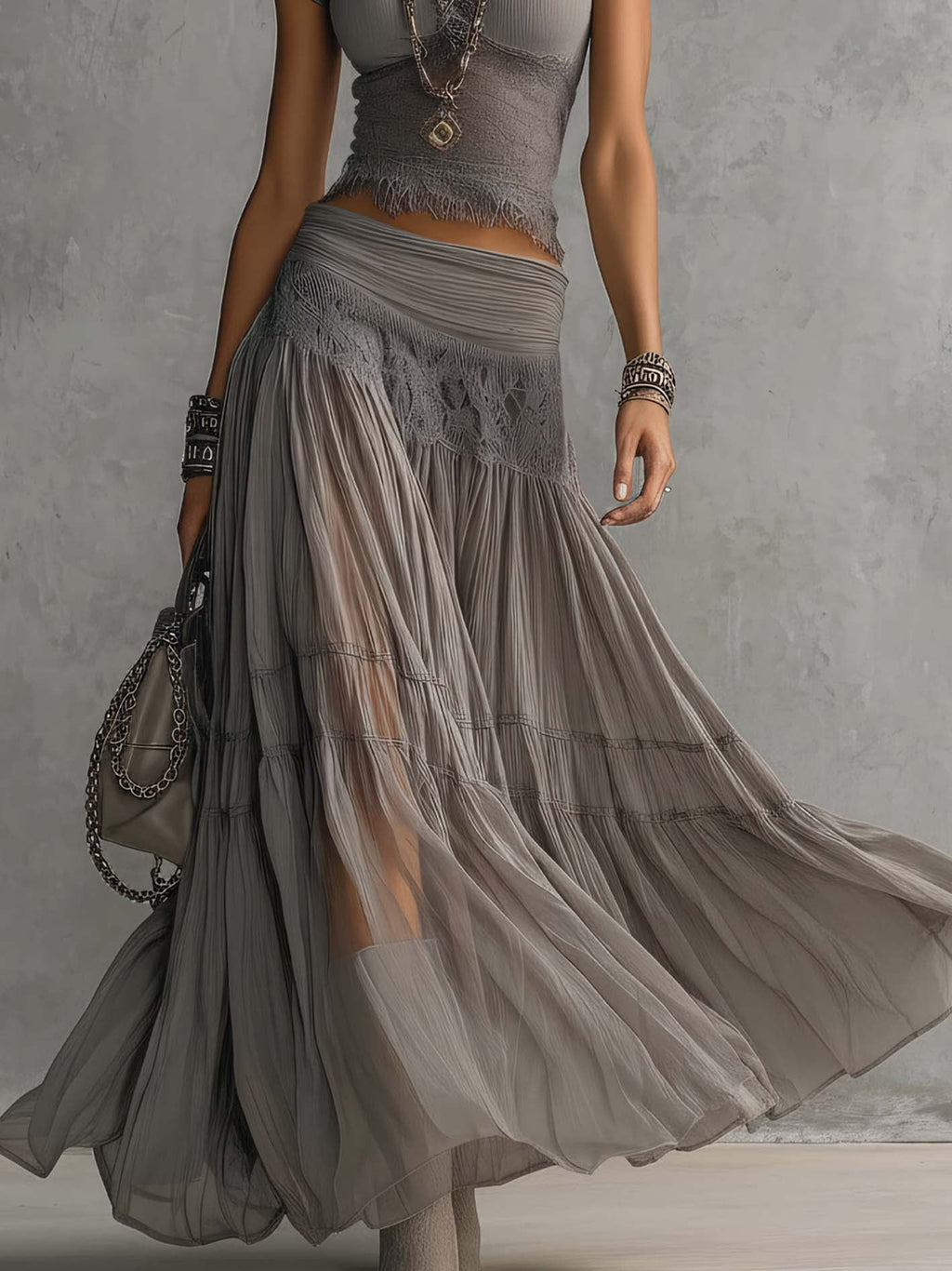 Christine™ | Conjunto de top gris con paneles de encaje y falda larga plisada