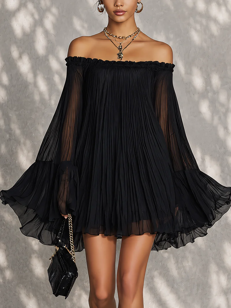 Oceana | Vestido Mini Negro con Mangas Campana y Hombros Descubiertos Fruncidos