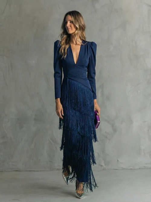Alessia — Vestido midi elegante con mangas de flecos