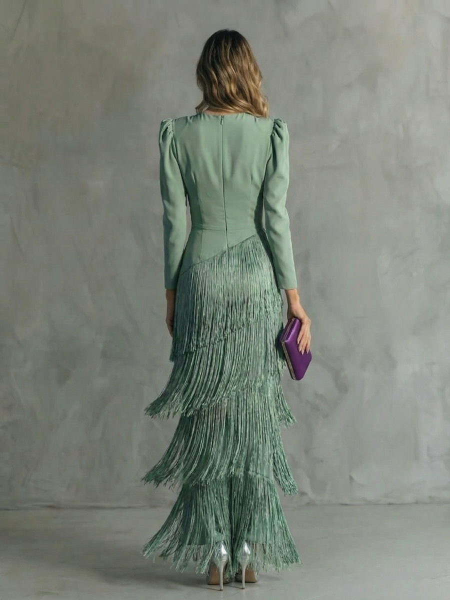 Alessia — Vestido midi elegante con mangas de flecos