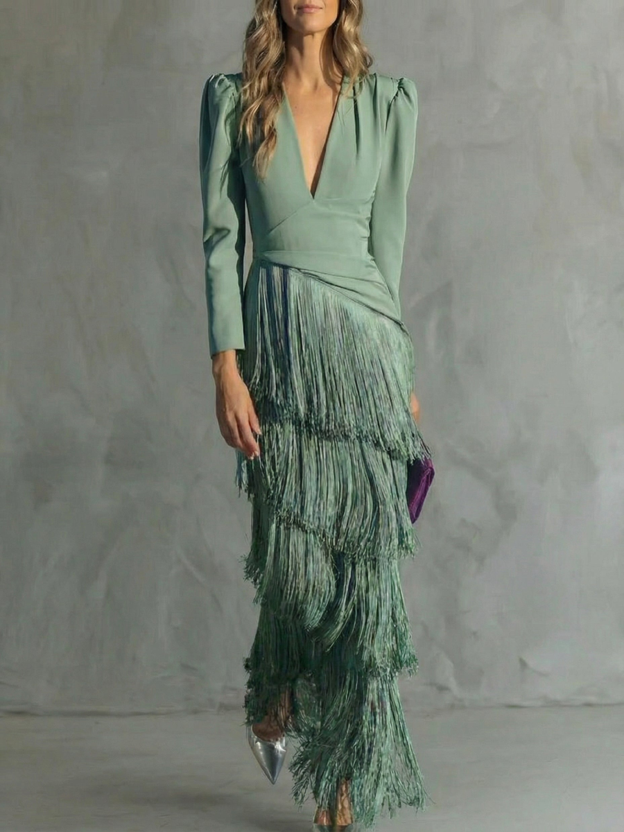 Alessia — Vestido midi elegante con mangas de flecos