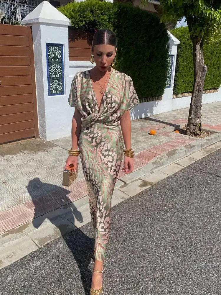Claire — Vestido Midi Fluido en Tono Cobre