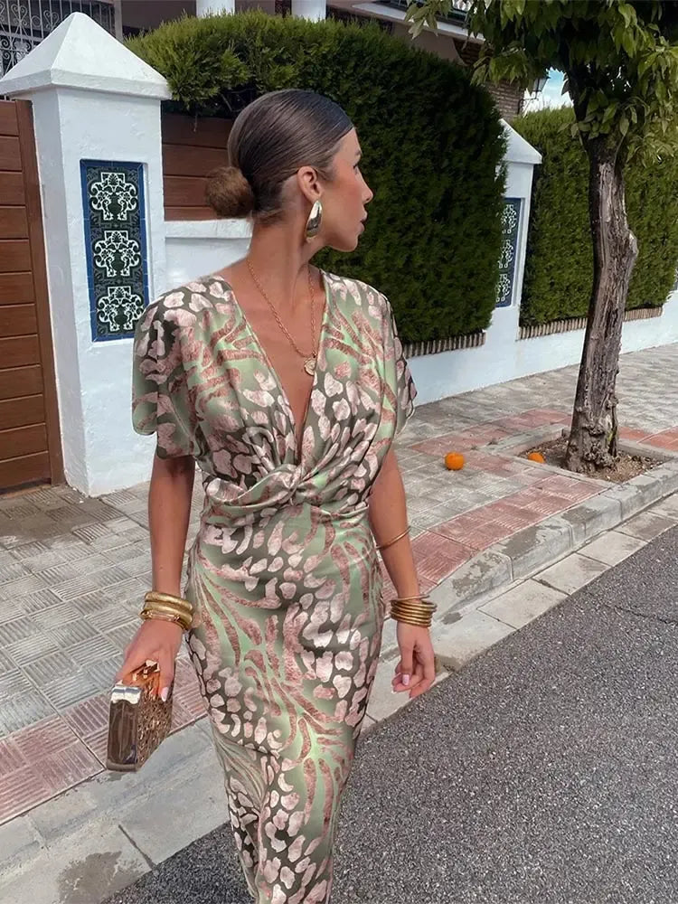 Claire — Vestido Midi Fluido en Tono Cobre